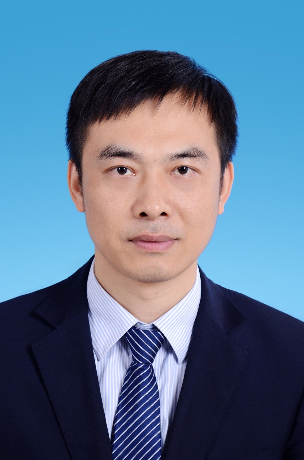 王猛(党组成员,市委外事工作委员会办公室专职副主任) 分管领事管理处